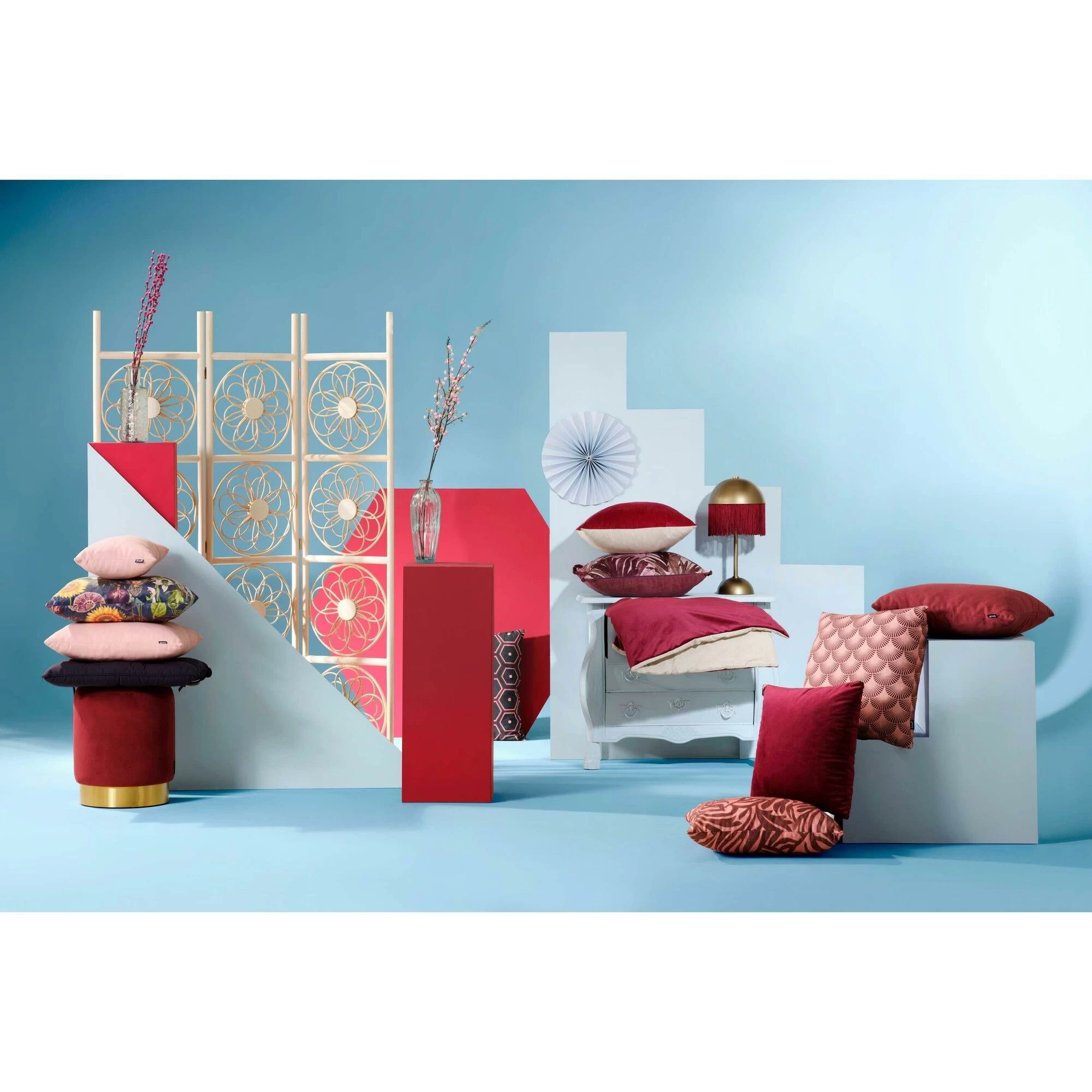 Hartman Sierkussen 45 x 45 fara raspberry Hartman Sierkussen 45 X 45 Fara Raspberry -Tuinmeubilair 116587 700 02 1